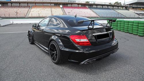 Inden-Design-Tuning-Firm-Makes-Its-Own-Mercedes-Benz-C63-Black-8
