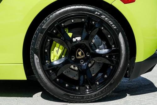 Verde-Scandal-Lamborghini-Gallardo-are-on-sale-at-Palm-Beach-store-37